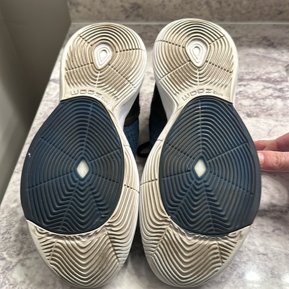 NIKE Zoom Rize Men's Sz 9 Navy Blue Basketball Sneakers  BQ 5468-402 - Picture 6 of 7